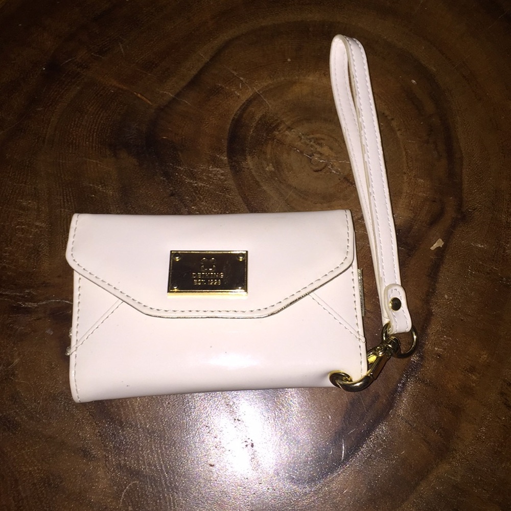 Small White card wallet